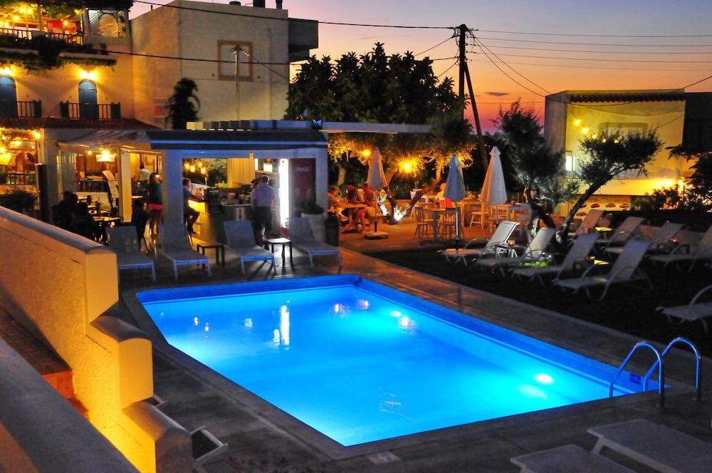 Casa Bianca Adults Only "By Checkin" Otel Koutouloufari Dış mekan fotoğraf